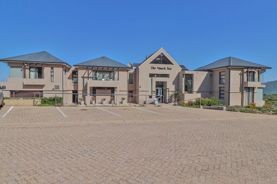 3 Bedroom Property for Sale in Shark Bay Estate Western Cape